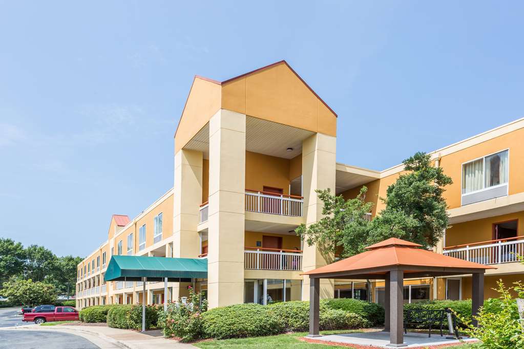 Surestay Plus Hotel By Best Western Durham Medical Center Eksteriør bilde
